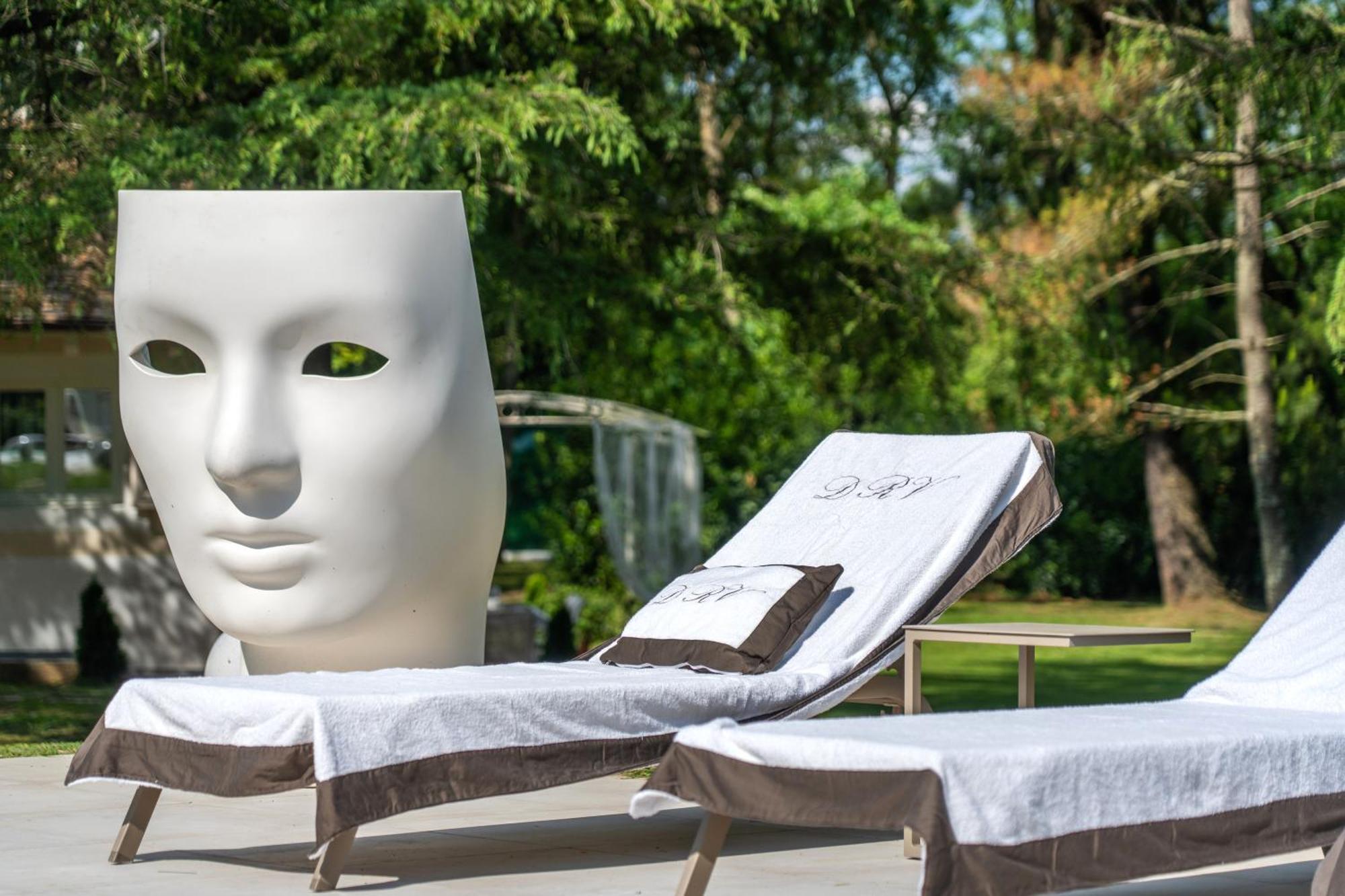 Villa Vittoria - Lusso Con Piscina, Tennis, Jacuzzi E Palestra Лукка Екстер'єр фото