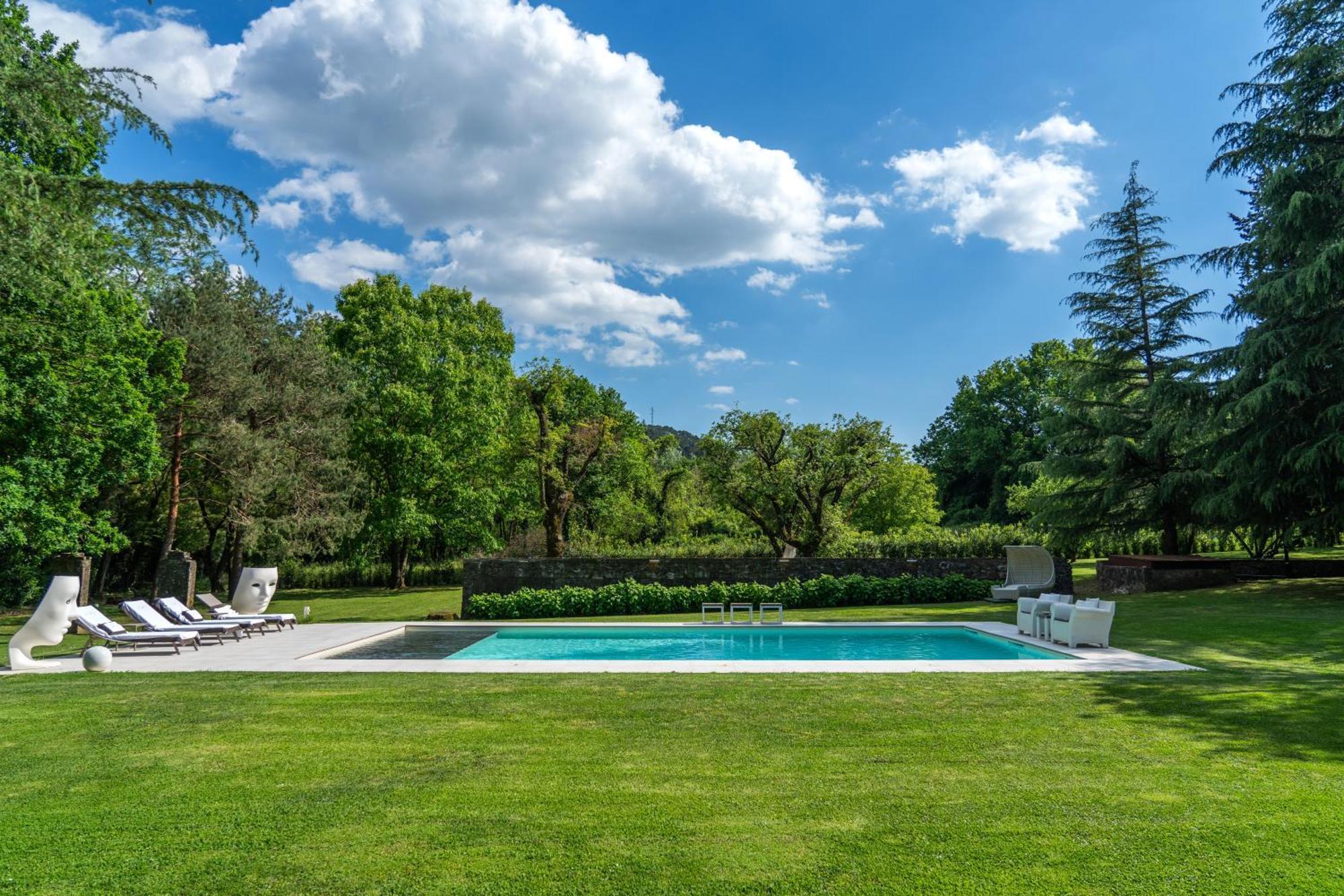 Villa Vittoria - Lusso Con Piscina, Tennis, Jacuzzi E Palestra Лукка Екстер'єр фото
