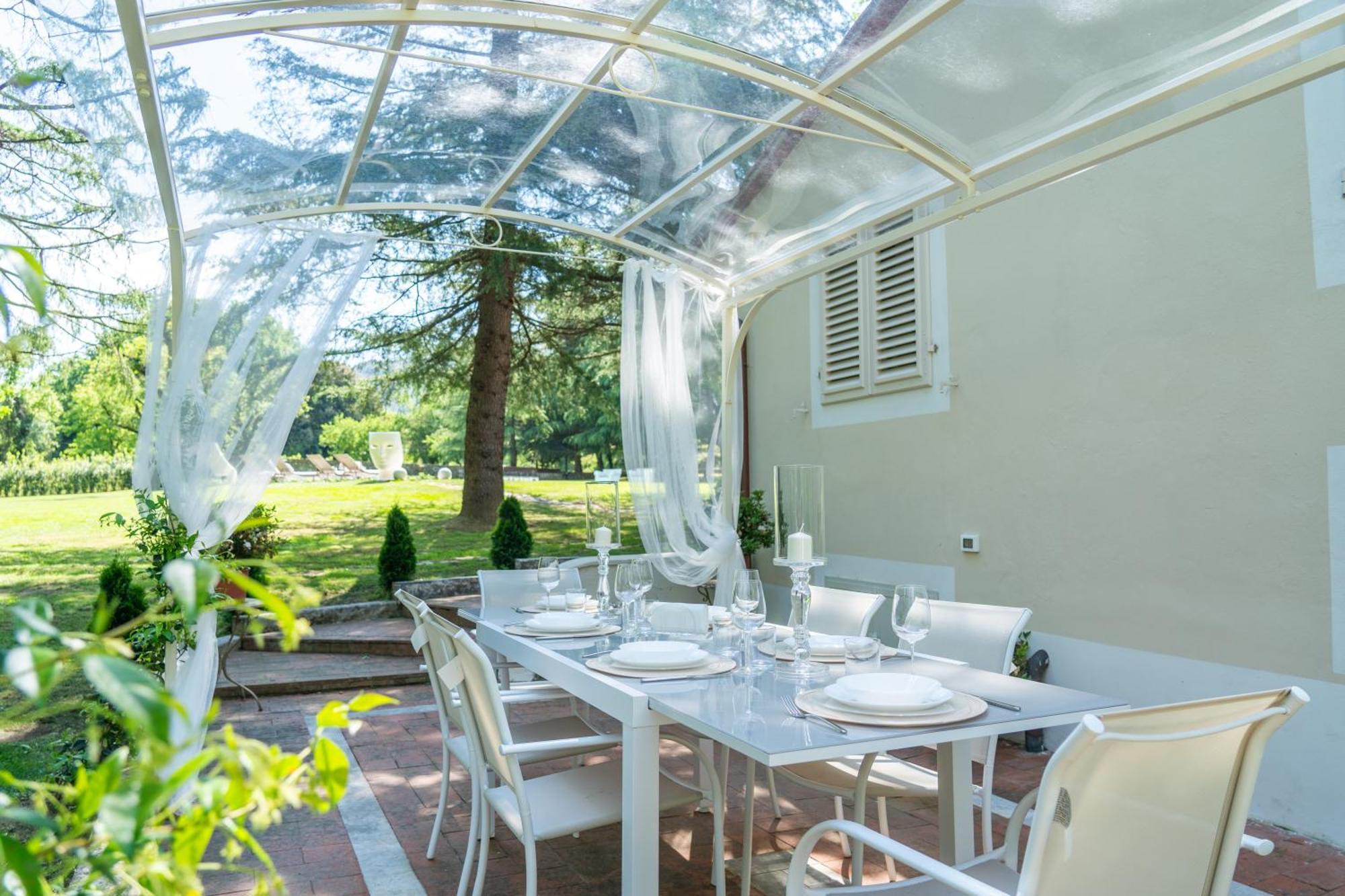 Villa Vittoria - Lusso Con Piscina, Tennis, Jacuzzi E Palestra Лукка Екстер'єр фото