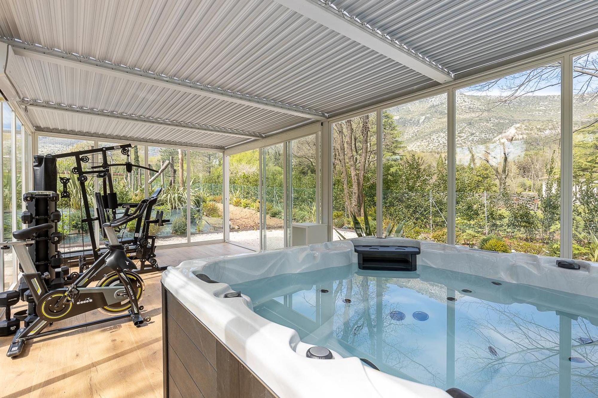 Villa Vittoria - Lusso Con Piscina, Tennis, Jacuzzi E Palestra Лукка Екстер'єр фото
